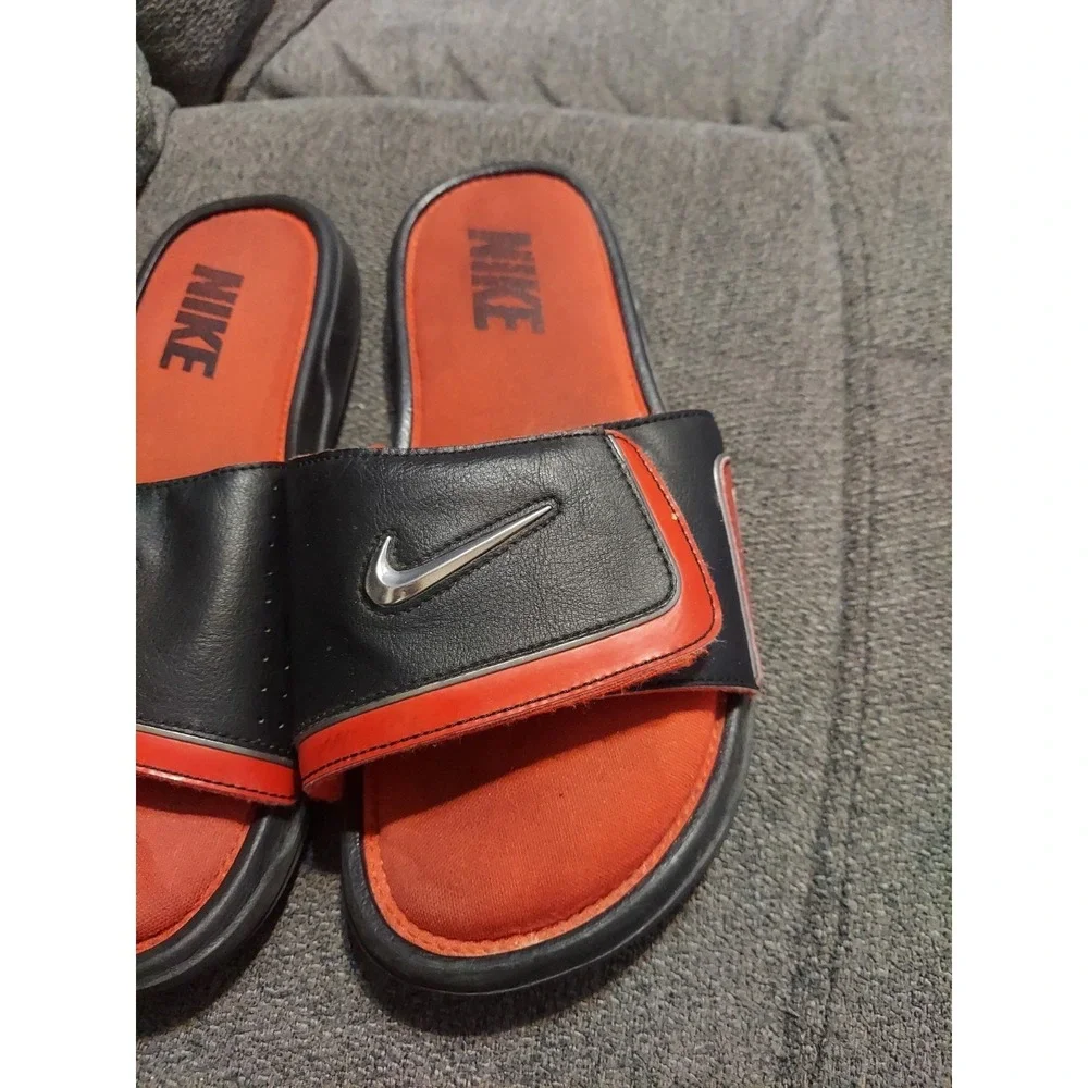 Nike Comfort Slide 2 Sandals Slippers Men's 8 Black Red  Slides Sandals Pool